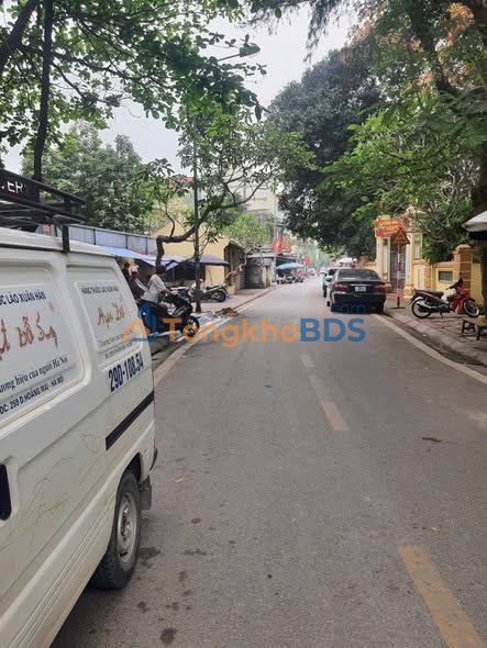 House Nguyen Van Cu 100m2 16.8 ty - O to vao tan nha