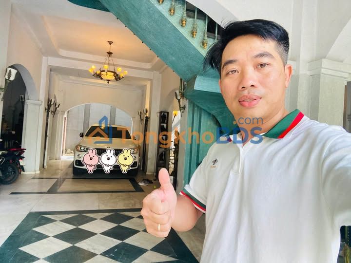 Townhouse Him Lam Q8 205m² 45 tỷ - Ô tô vào tận nhà