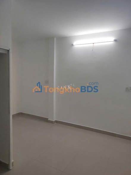 Nhà nguyên căn Q3, P4 36m² 13 triệu - Sẵn sàng ở ngay