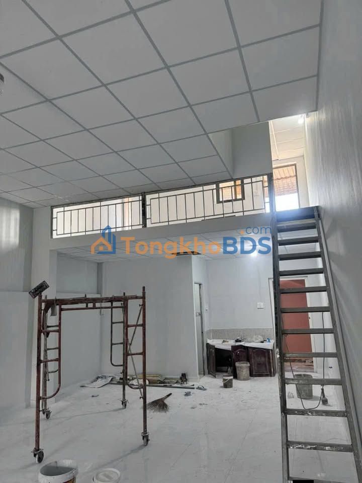 Kho Bình Chuẩn 100m² 6 triệu/tháng - Hoạt động ngay
