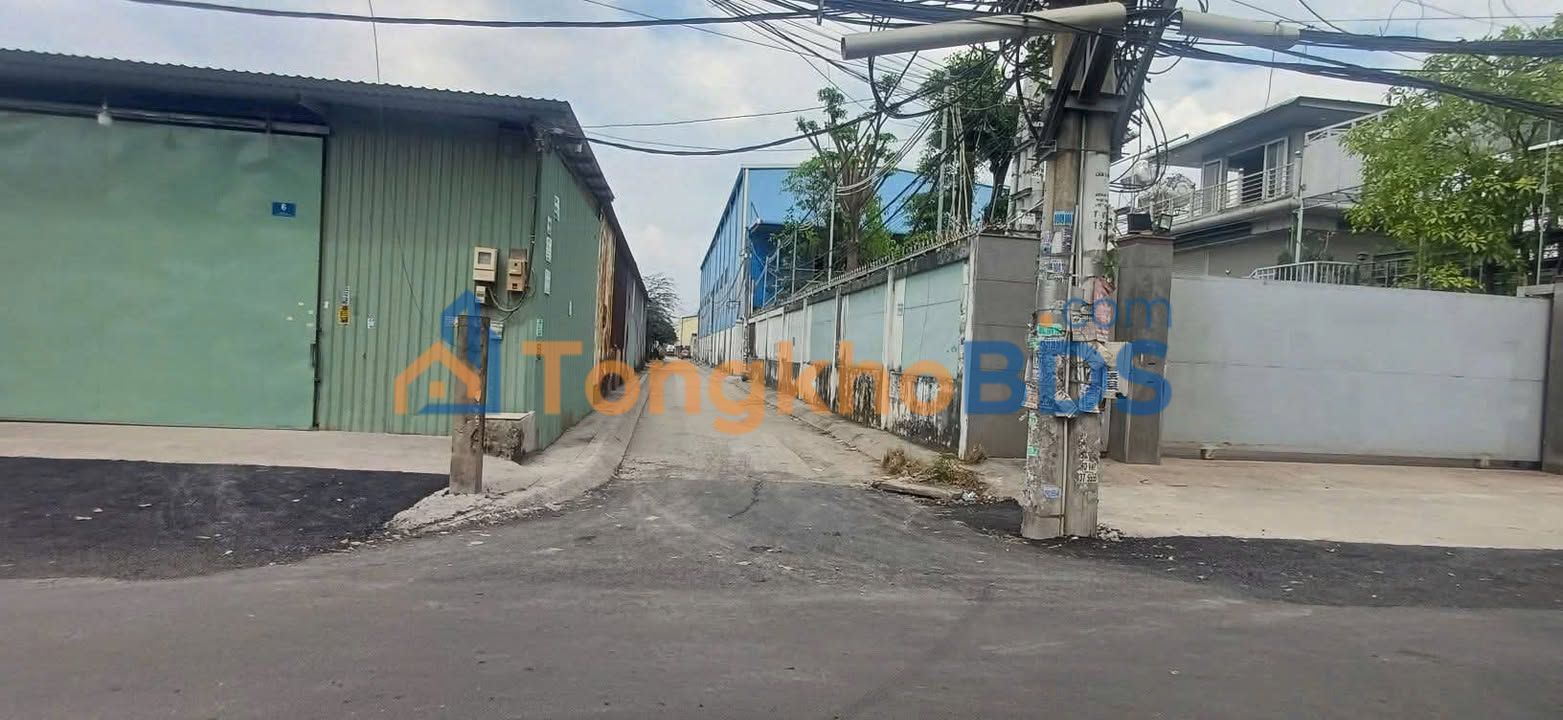 Kho xưởng Bến Lức đường 1B 2.635m² giá 90 tỷ - Gần KCN
