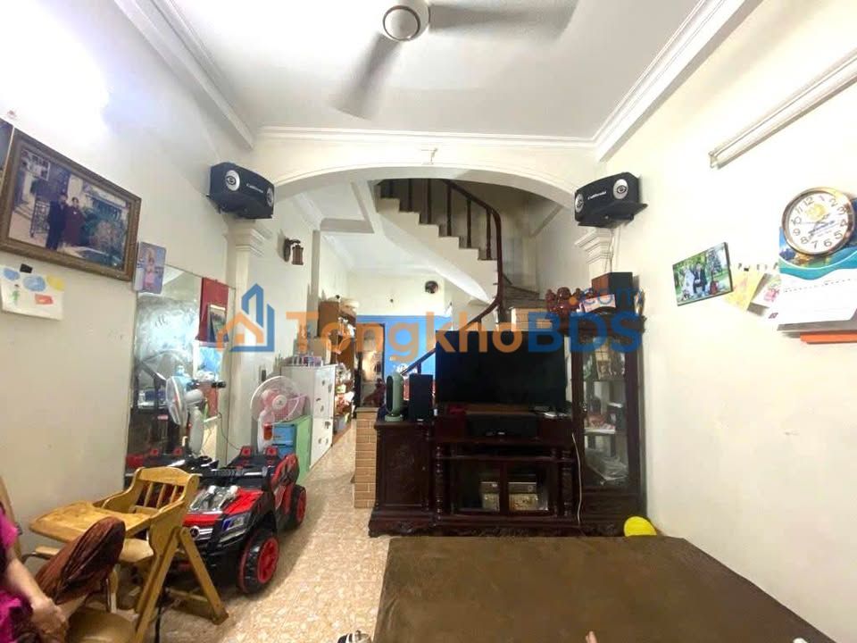 Nhà riêng Văn Điển 52m² giá 7 tỷ - Ô tô vào tận nhà