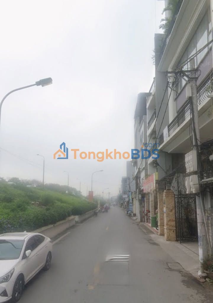 Đất mặt phố Bồ Đề Long Biên 59 tỷ - Đường ô tô lớn