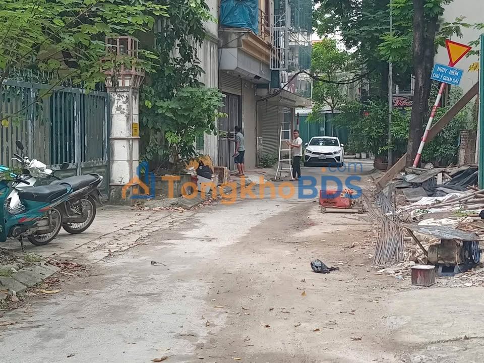 Đất nền Bùi Huy Bích Hoàng Mai 400m² - Sổ đỏ chính chủ