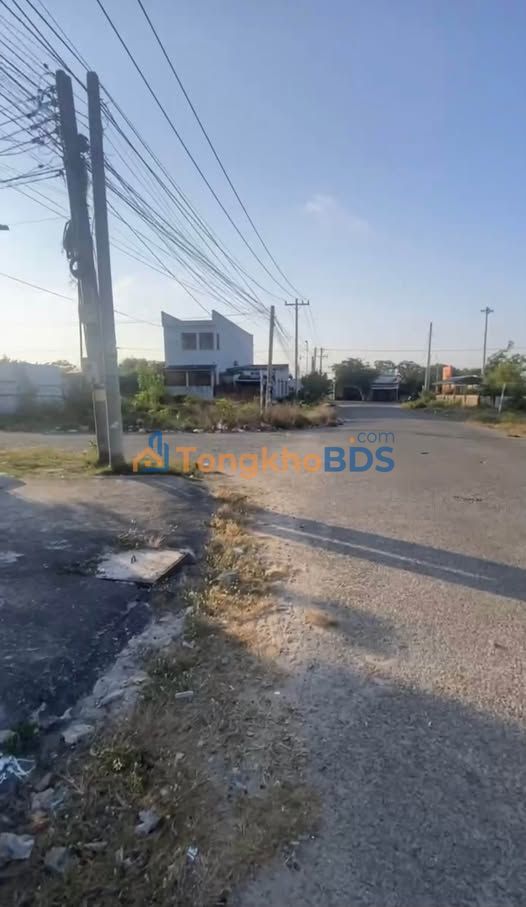 Nhà mặt tiền Phan Thiết 80m² 1.15 tỷ - Mặt tiền kinh doanh