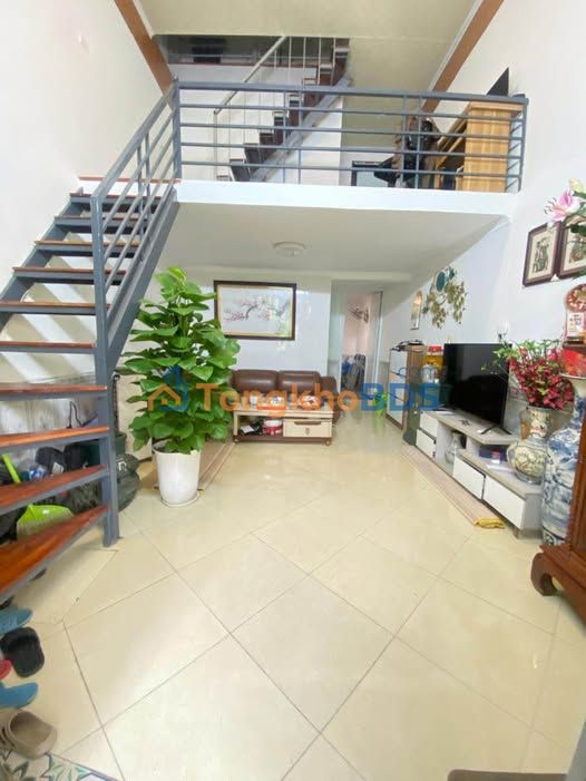 Nhà Định Công 39m² giá 2 tỷ - Sẵn sàng ở ngay