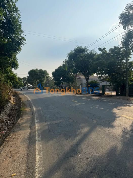 Đất QL27 Hiệp Thạnh 2.400m² sổ hồng - Đường to ô tô