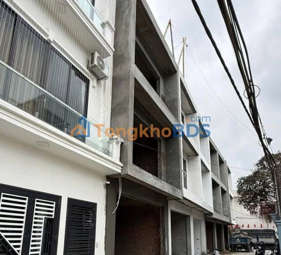 Nhà 3 tầng Nguyễn Tĩnh 73m² giá 4 tỷ - Chính chủ bán