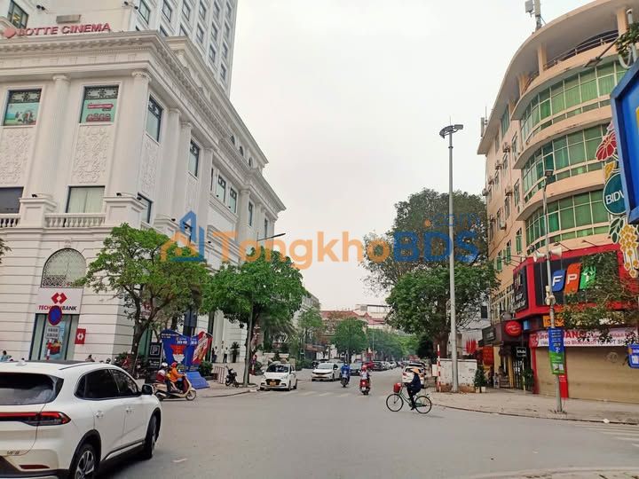 Nhà mặt phố Châu Cầu Phủ Lý 97m² - Mặt tiền kinh doanh