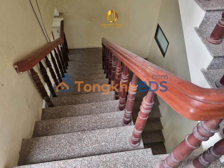 Nhà Ninh Sơn Ninh Bình 83m² 2 tỷ - Ô tô vào nhà sẵn sàng