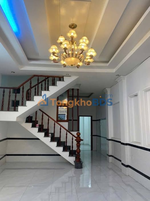 Nhà cho thuê Trung Chánh Hóc Môn 81m2 - Sẵn sàng ở ngay