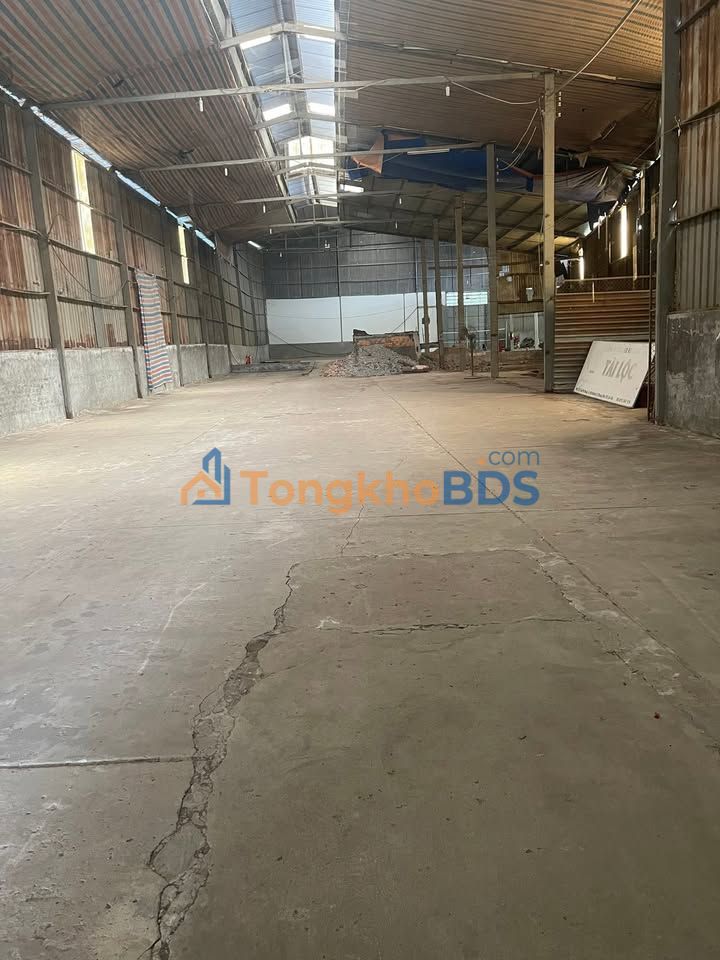 Kho xưởng Lộ Vòng Cung Ninh Kiều 1300m² - Hoạt động ngay