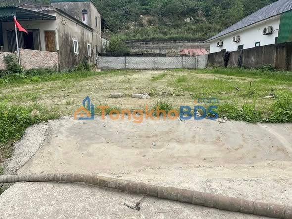 Đất nền Quốc lộ 1A Hồng Lĩnh 130m² 2 tỷ - Đường to ô tô