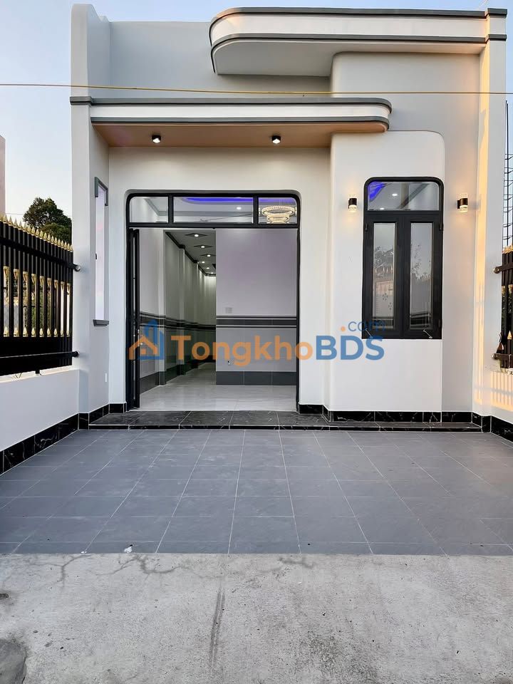 House Xã Mỹ Lộc 102m² 1.83 tỷ - Ô tô vào tận nhà