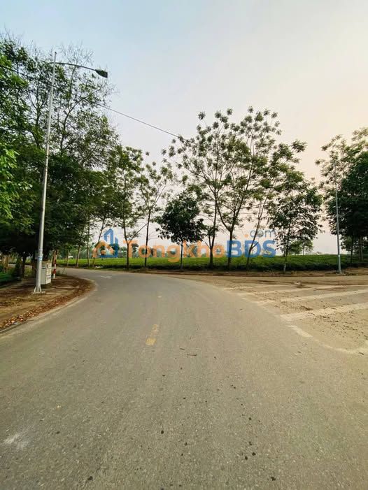 Nhà riêng Sông Lô 8 An Tường 250m² 3 tỷ - Ô tô vào tận nhà