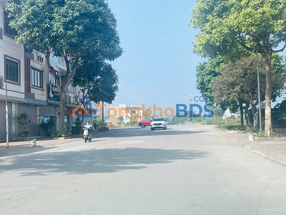 Nhà phố Ngô Quyền Kéo Dài Lào Cai 100m² 4 tỷ - Ô tô vào