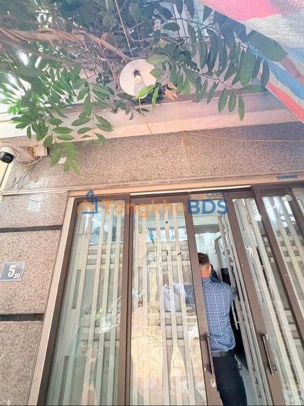 Nhà Phạm Văn Đồng Xuân Đỉnh 36m² 8 tỷ ô tô vào tận nhà