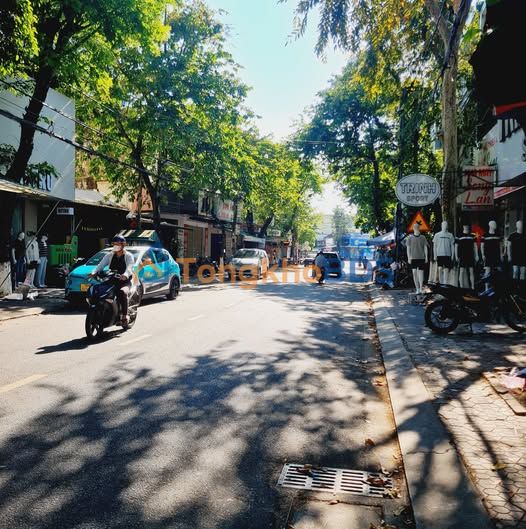 Nhà phố Trần Hưng Đạo Sa Thầy 91m² 7.8 tỷ - Chính chủ