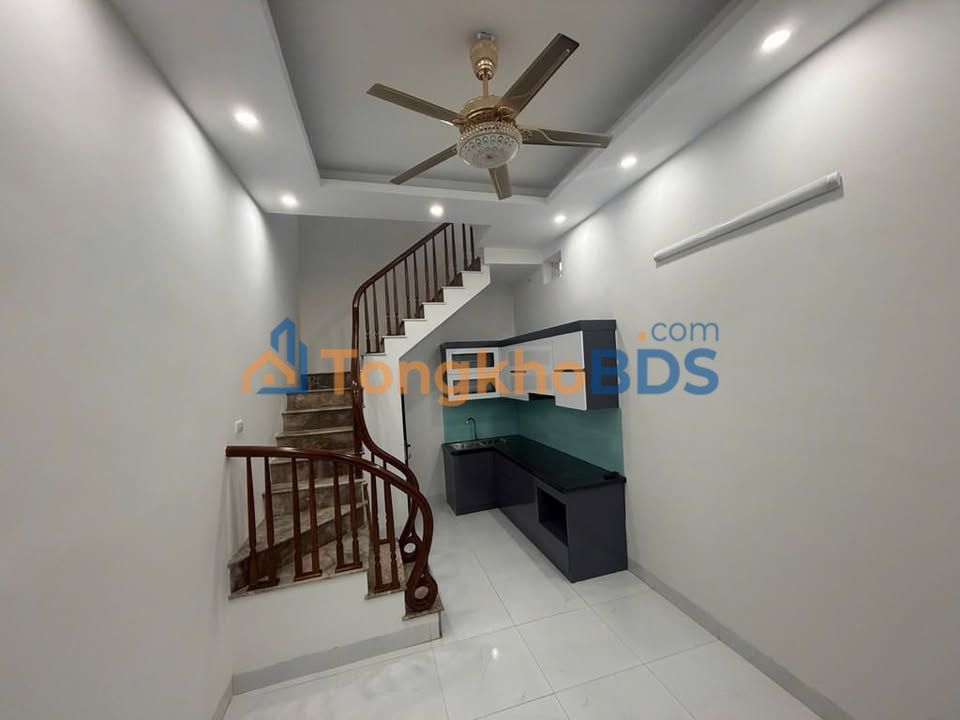 Nhà Lĩnh Nam Hoàng Mai 23m² 4 tỷ - Full nội thất sẵn ở