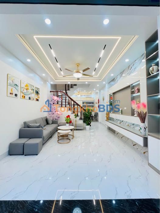 Nhà 3 tầng Kỳ Bá, Thái Bình 41m² 2 tỷ - Full nội thất