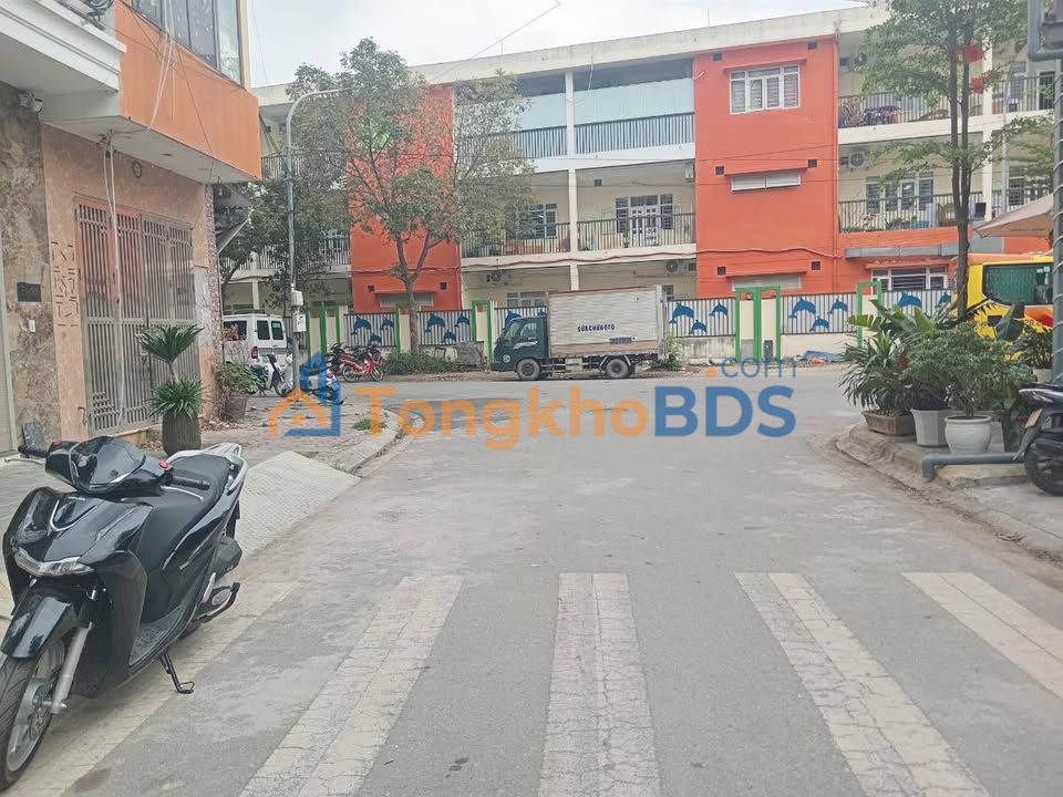 Đất Tứ Hiệp Thanh Trì 60m² hơn 10 tỷ - Đầu tư dài hạn