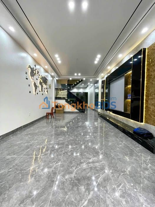 Nhà 3,5 tầng Phạm Ngũ Lão Nam Định 72m² giá 5 tỷ - Ô tô vào cửa