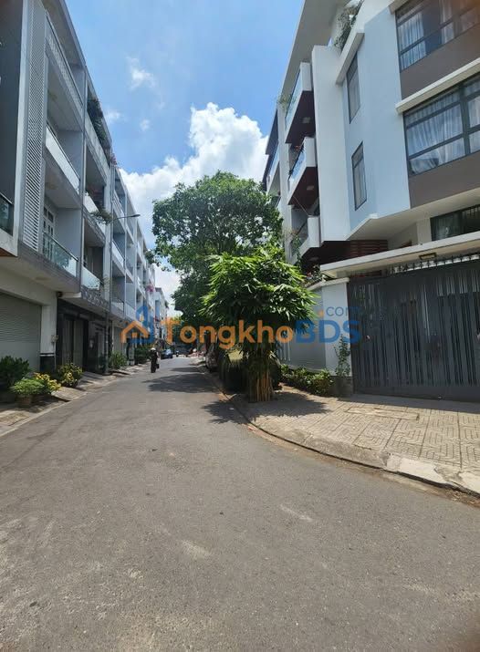 Nhà Quận 8 Phạm Thế Hiển 121m2 30 triệu - Chính chủ