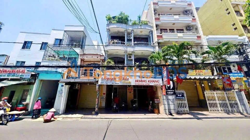 Nhà mặt tiền Phan Chu Trinh 219m² 35 tỷ - Kinh doanh sầm uất