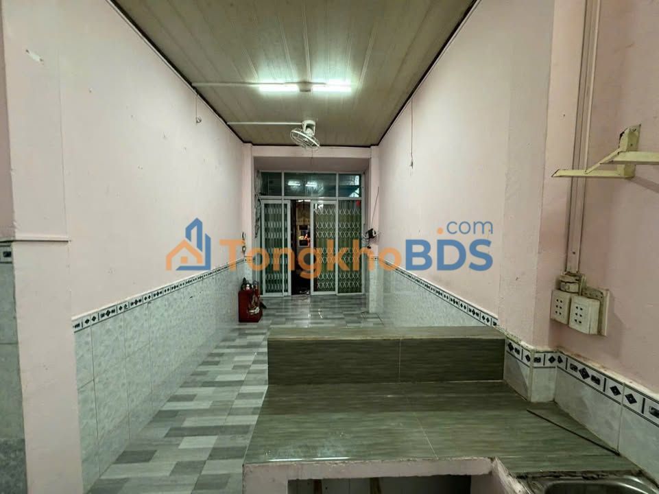 Nhà Q4 Xóm Chiếu 21m² giá 7,5 triệu - Ô tô vào tận nhà