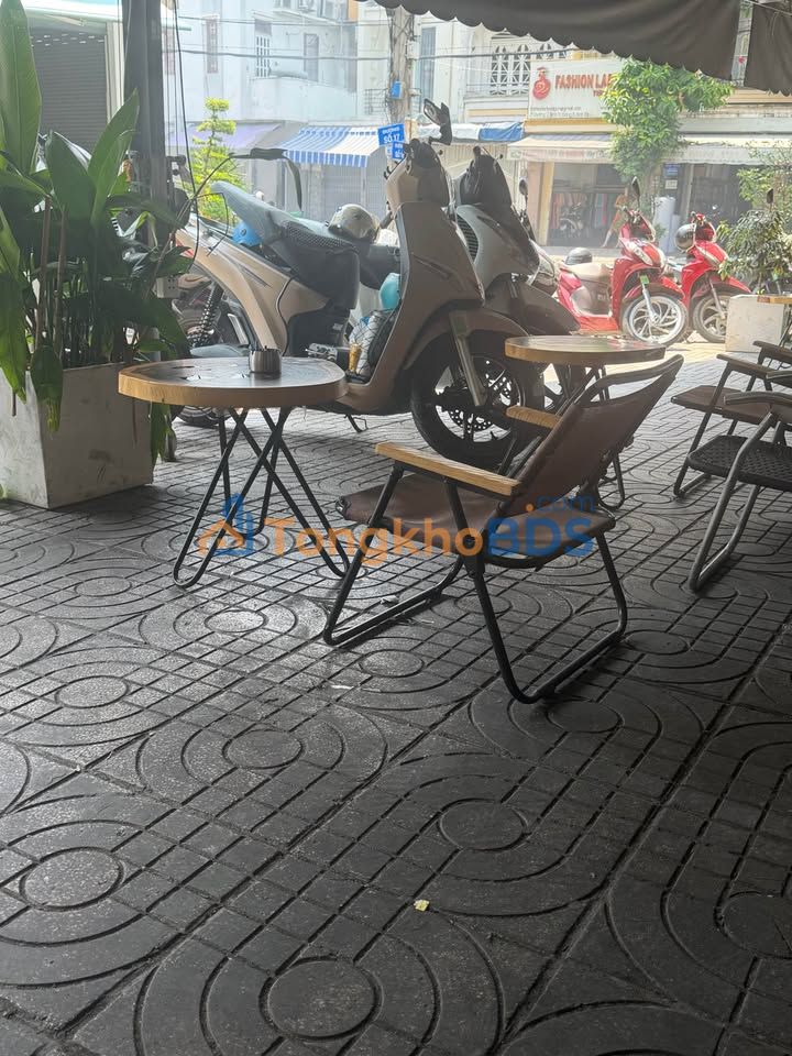 Nhà Khu Tên Lửa Bình Tân 180m² 26.6 tỷ - Ô tô vào tận nhà