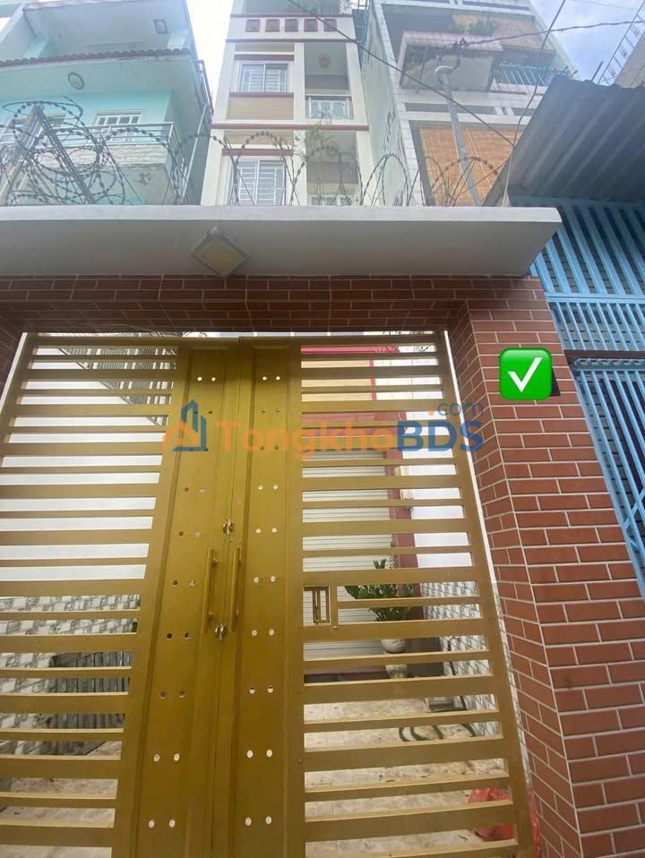 Nhà riêng Quận 5 41m² - Ô tô vào tận nhà