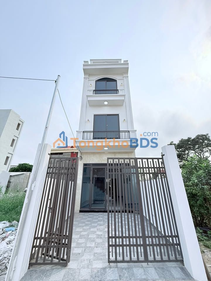 Nhà riêng Lương Quy 57m² thỏa thuận - Ô tô vào tận nhà