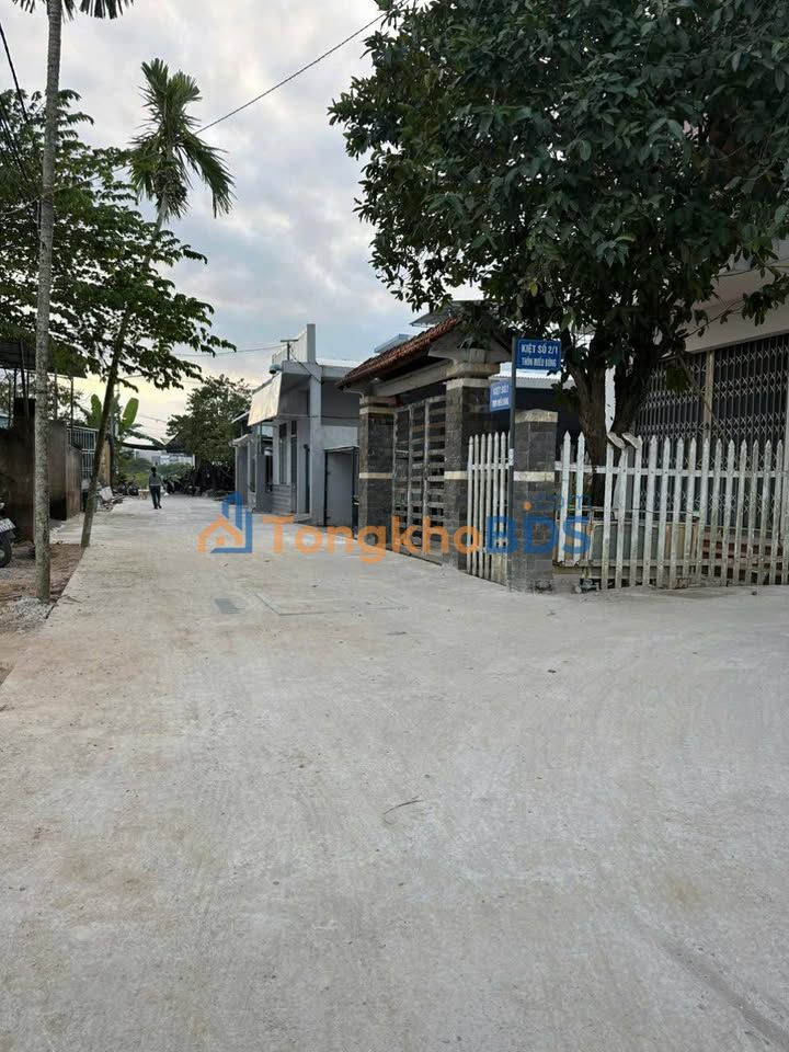 Nhà riêng Miếu Bông Hà Đông 180m² 6 tỷ - Ô tô vào tận nhà