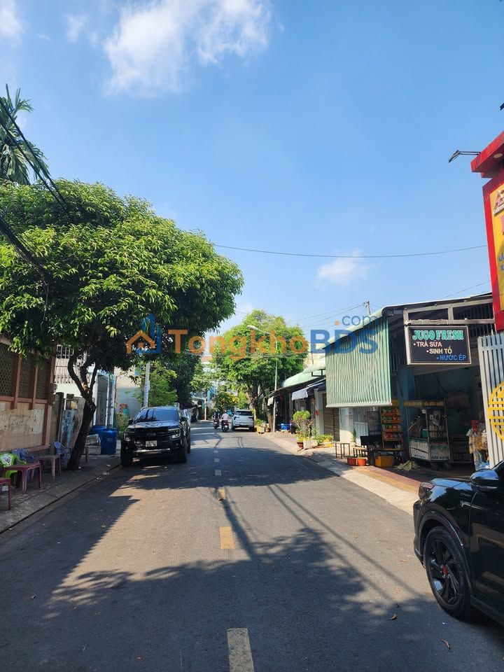 Nhà phố Đỗ Xuân Hợp 100m2 9,5 tỷ - Vị trí đắc địa