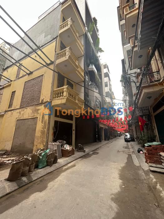 Đất nền Hoàng Văn Thái 50m² giá 22 tỷ - Đường to ô tô