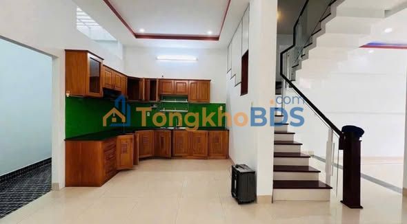Nhà cho thuê Phường Phương Sài 190m² 10 triệu - Ô tô vào nhà