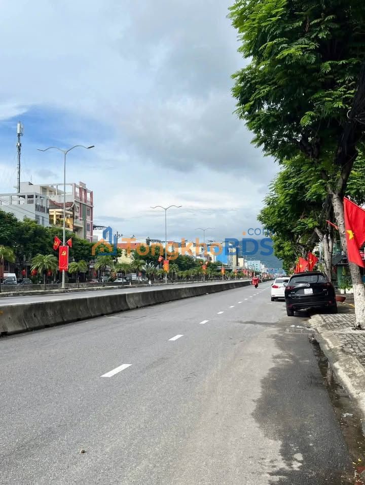 Nhà mặt tiền Ngô Quyền Sơn Trà 120m² 30 triệu - Chính chủ cho thuê