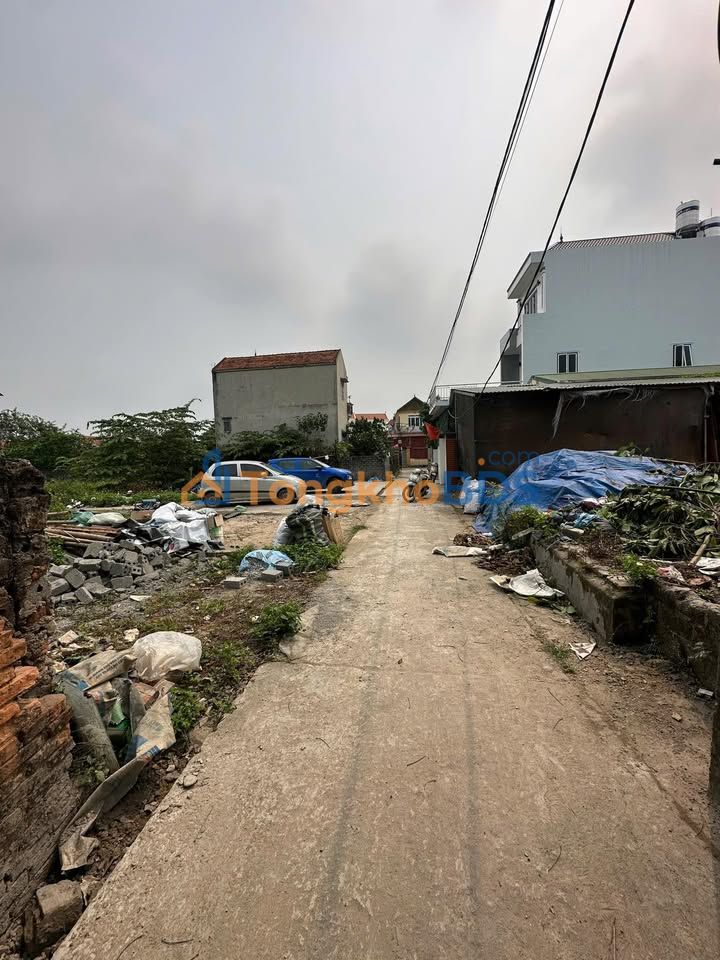 Nhà riêng Vân Từ 41m² giá 1 tỷ - Ô tô vào tận nhà