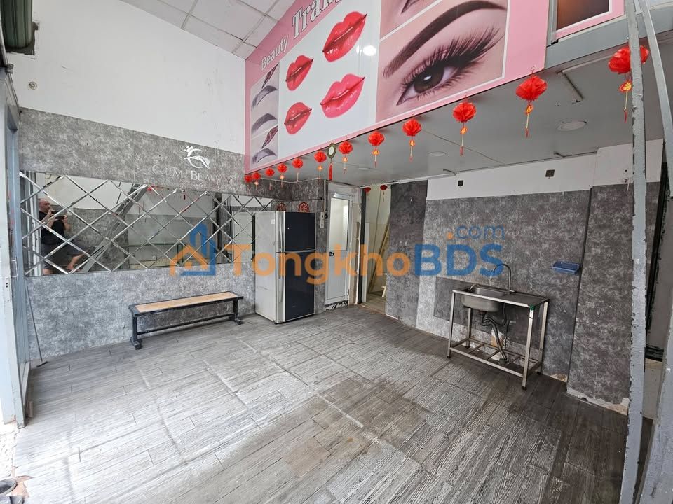 Kios Nguyen Trung Truc 6m2 5trieu - Mat tien kinh doanh