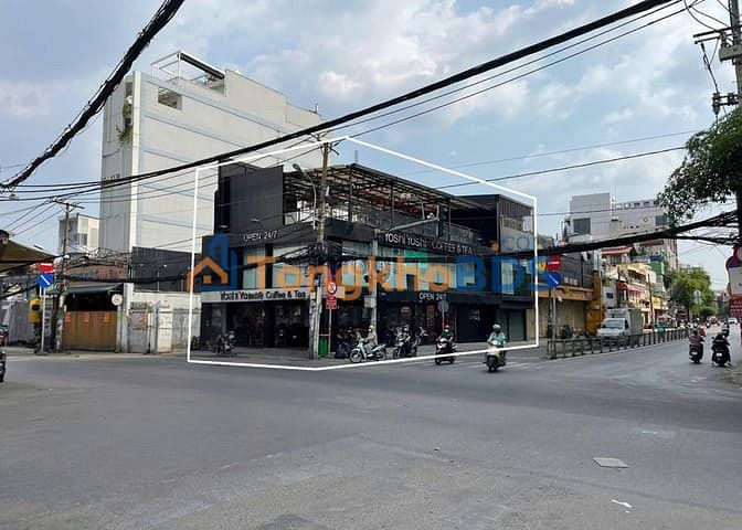 Mặt bằng góc Nguyễn Gia Trí 600m2 200 triệu - Mặt tiền kinh doanh