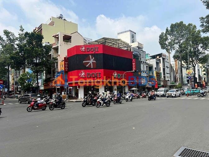 Shophouse góc 3 Tháng 2 – Lê Hồng Phong Q.10 250m² giá 300 triệu - Mặt tiền đẩy thương hiệu