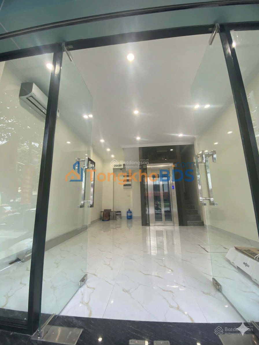 Nhà 3 tầng mặt phố Bà Triệu Hoàn Kiếm 35m2 45tr - Vị trí đẹp