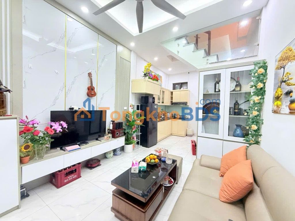 Nhà riêng Thịnh Quang Đống Đa 25m² 7.2 tỷ - Chính chủ bán