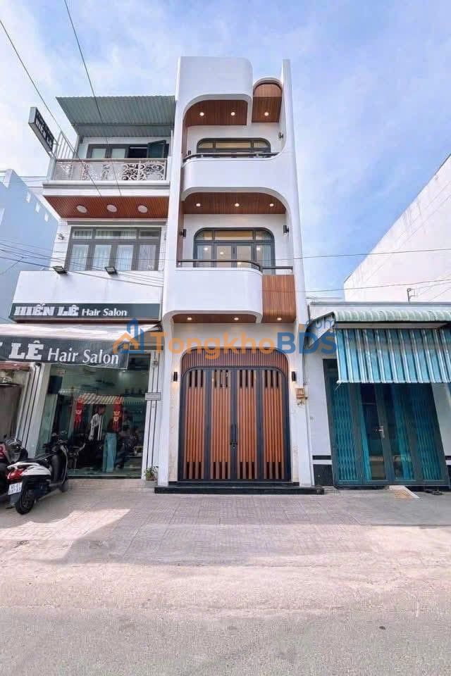 Nhà hẻm 54 Hùng Vương Ninh Kiều 13 triệu - Ô tô vào tận nhà