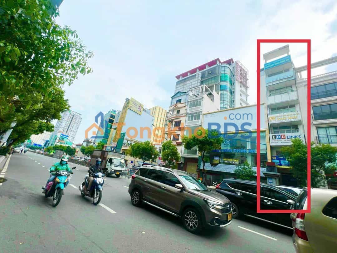 Văn phòng Nguyễn Văn Trỗi 1100m² 250 triệu - Sẵn sàng làm việc