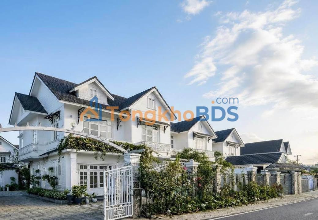 Villa Du Lịch Thung Lũng Tình Yêu 575m² 45 tỷ - Chính chủ