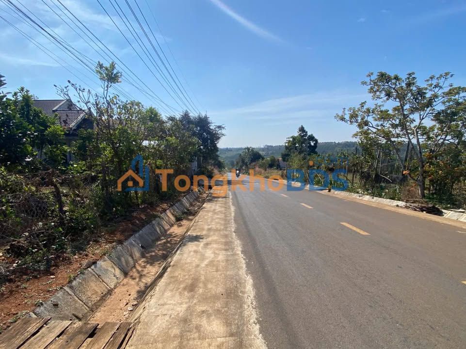 Đất nền Phan Chu Trinh Phú Quý 750m² 1.8 tỷ - Đường ô tô