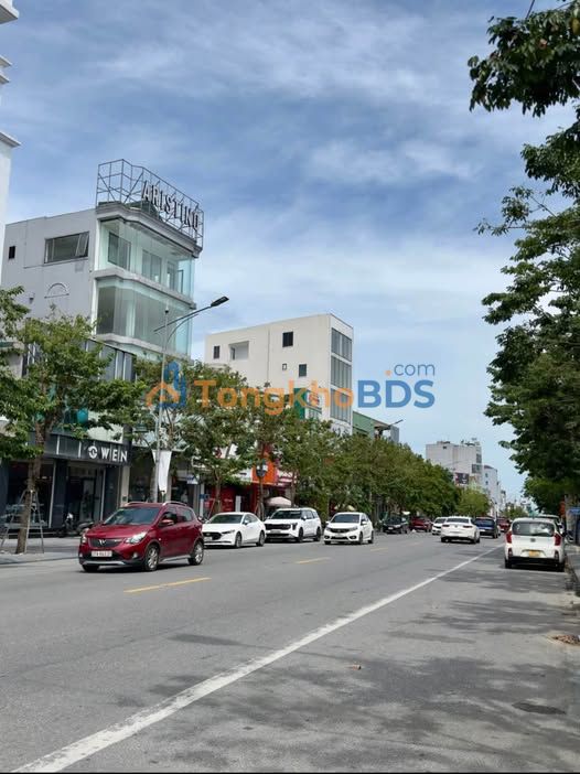 Nhà phố Thành Phố Hà Tĩnh 125m² - Mặt tiền kinh doanh