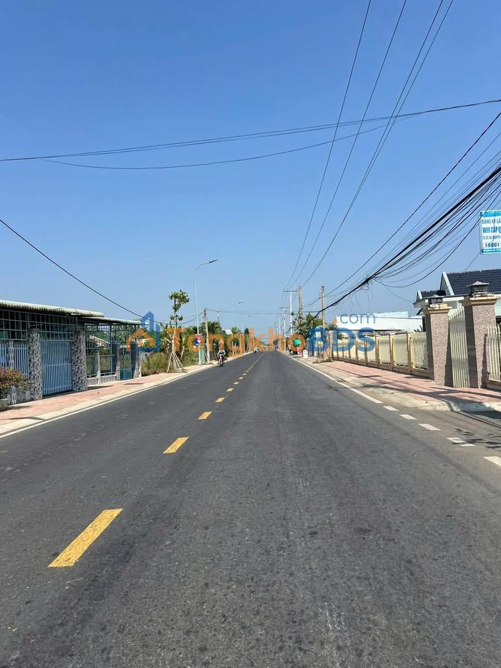 Đất nền Long Thuận Gò Công 330m² 950 triệu - Sổ đỏ chính chủ