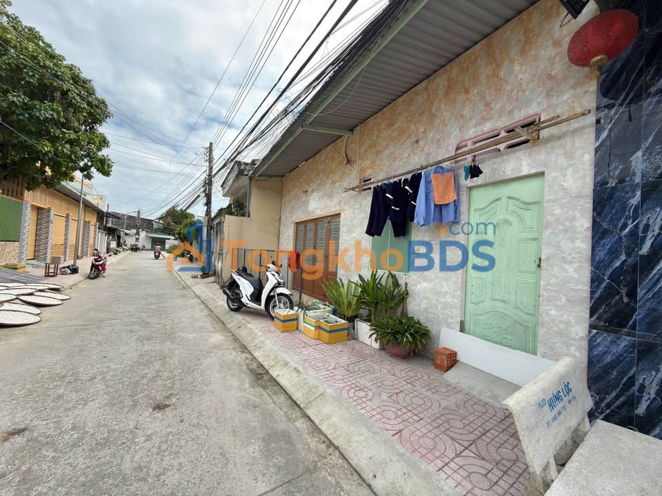 Nhà riêng Mỹ Tho P.8 61m² 1.49 tỷ - Ô tô vào tận nhà